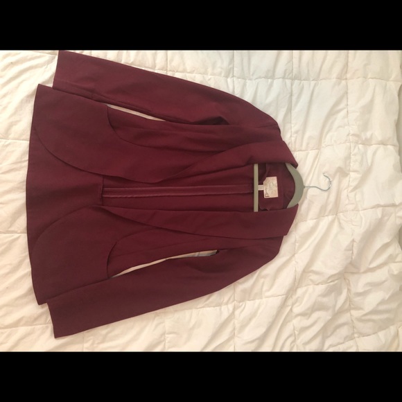 Dynamite XS maroon blazer. - Picture 2 of 3